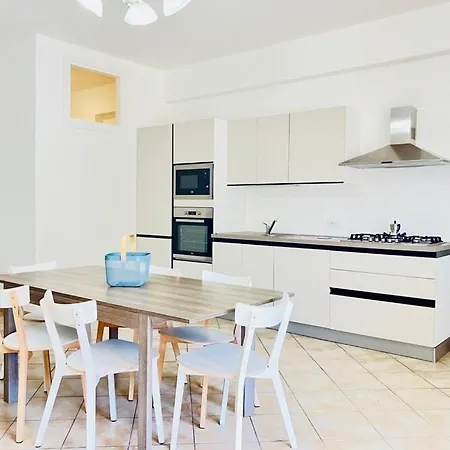 Nuovo A 300m Dal Mare Apartment *